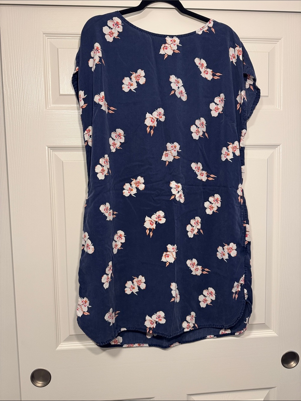 Patagonia Navy Floral Short Sleeve Tunic Dress